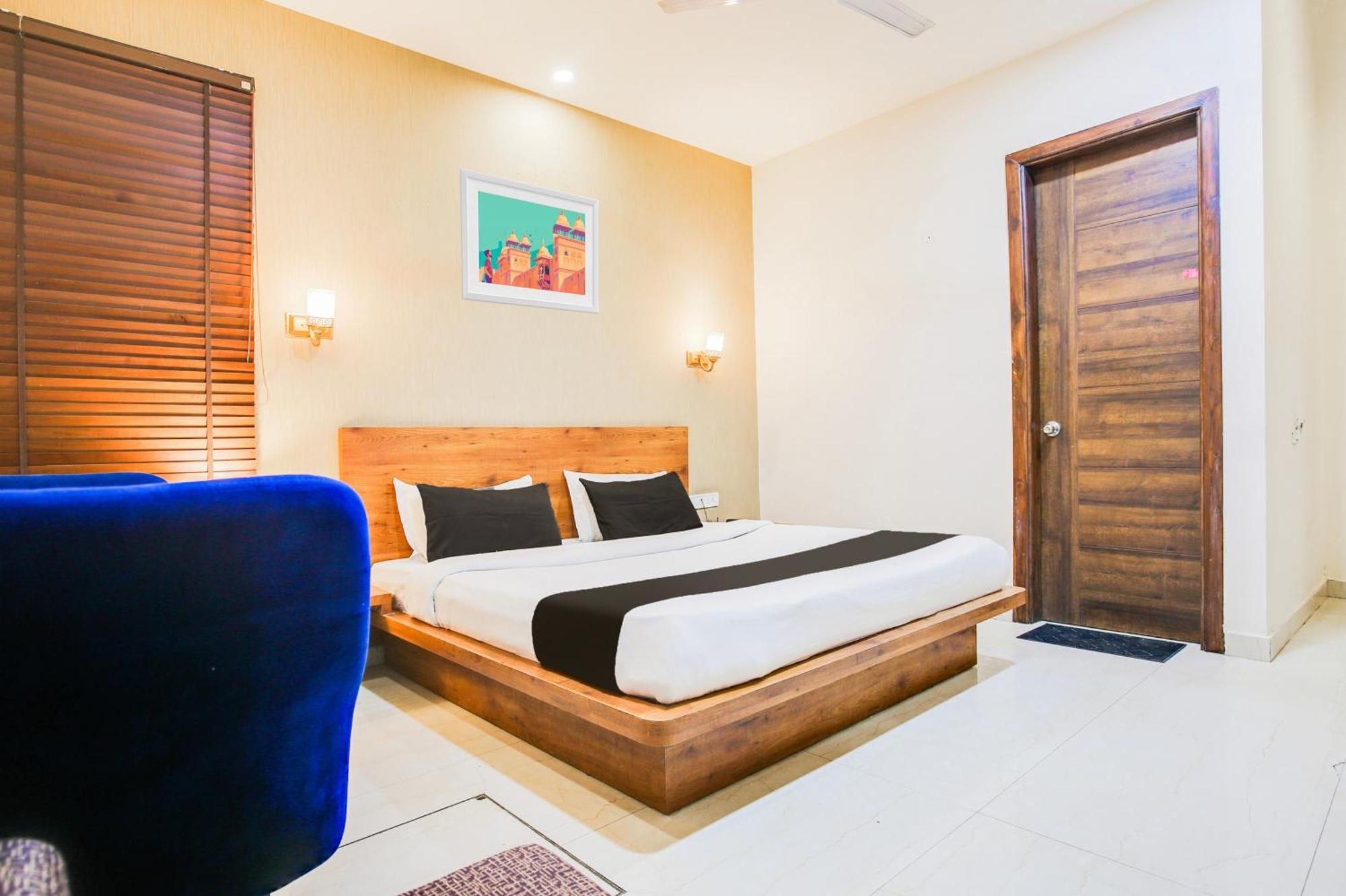 Super Townhouse Grand Fortune Амритсар Экстерьер фото