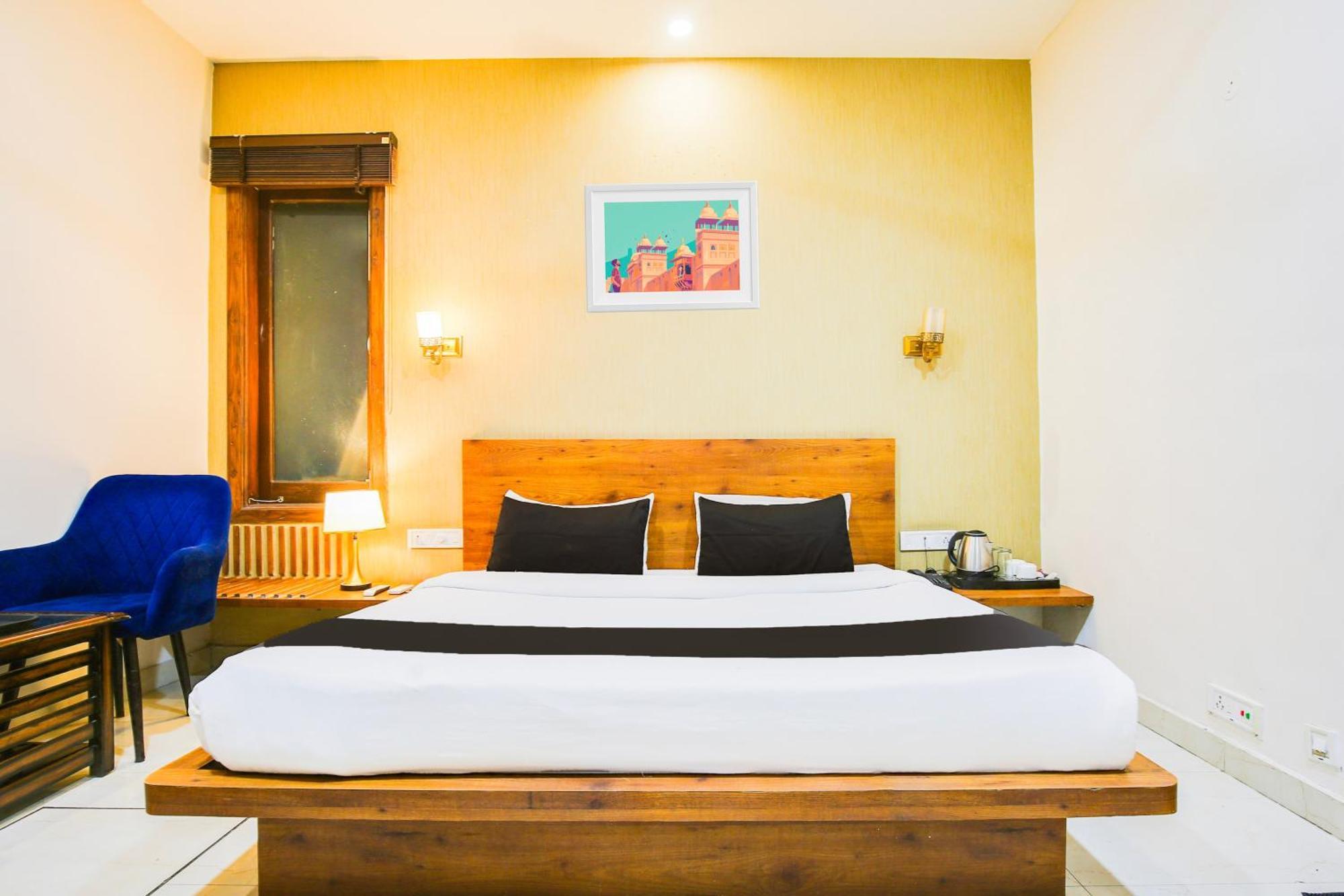 Super Townhouse Grand Fortune Амритсар Экстерьер фото