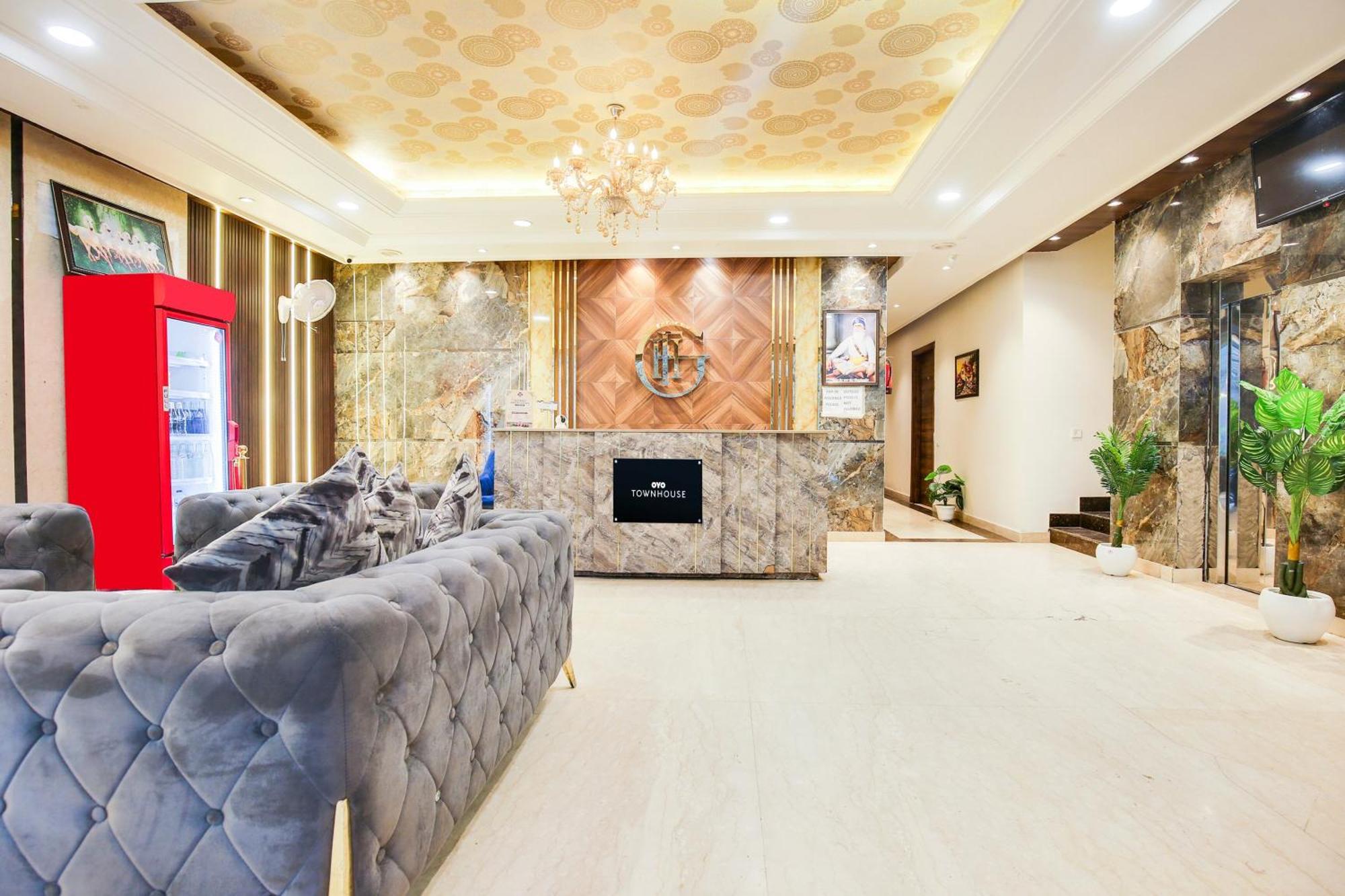 Super Townhouse Grand Fortune Амритсар Экстерьер фото